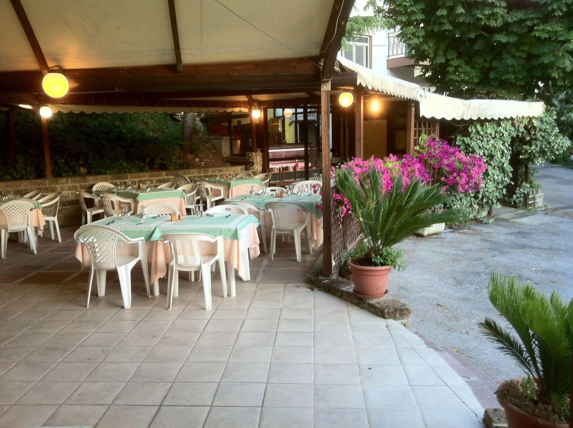 Hotel La Furnacelle Lanciano Buitenkant foto